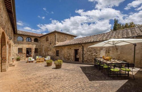 Castellina in Chianti Villa | La Corte Di Campalli by Salogi Villas