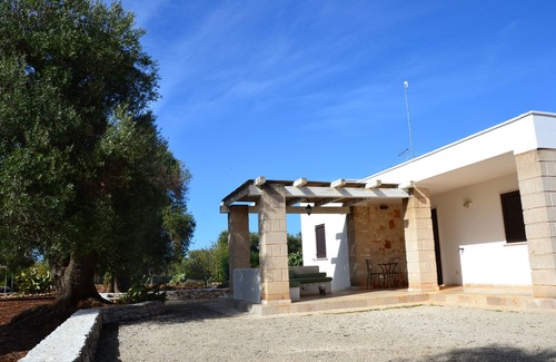 San Vito dei Normanni Villa | "LA CORTE DEI TRULLI" - VILLA SALVIA -