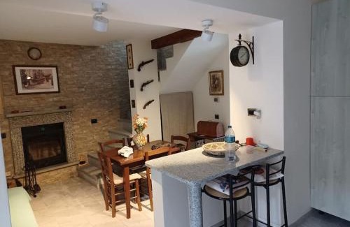 Brovello-Carpugnino Maison | La corte