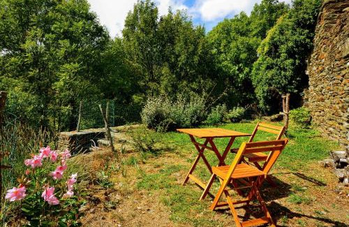Saint-Frezal-de-Ventalon Maison | La Coutinelle