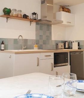 Coulanges-la-Vineuse Maison | La Croix au Maitre