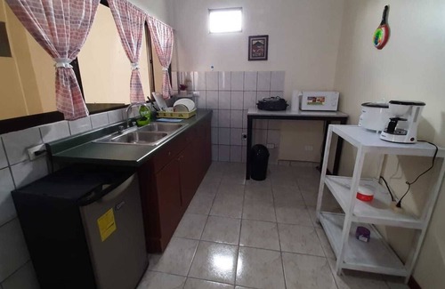 La Cruz Appartement | La Cruz, Gte, Apartment 10min from the Beach. Beautiful, safe with Parking
