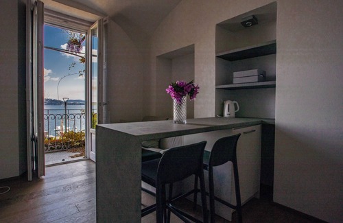 Belgirate Appartement | La Dimora del Glicine