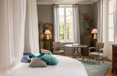 Avignon City Centre Lit Et Petit-Déjeuner | La Divine Comédie - Suites Deluxe