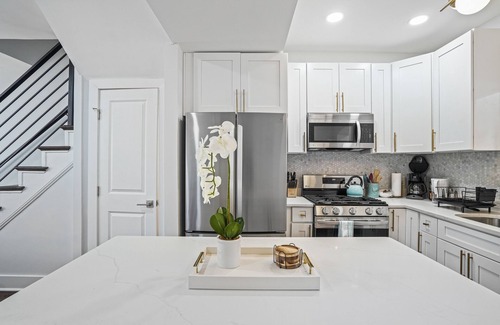 Brookland Maison | "La Dolce Casa" 4 Bed Home 15 min driving from The White House!