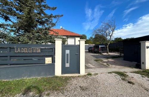 Saint-Seine-en-Bache Appartement | La Dolce Vita