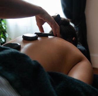Montbazin Lit Et Petit-Déjeuner | La Domitia - Maison d'hôtes, massages & bien-être