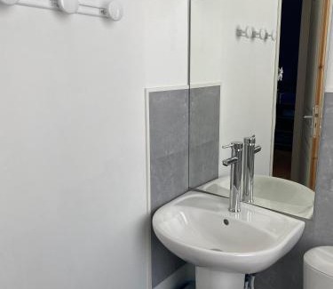 Bavay Appartement | La Domus Lemaitre 5- Parking - TV - Wifi