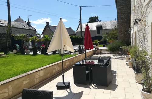 Chinon Villa | La Douce France Trianon / Summer rates 2024