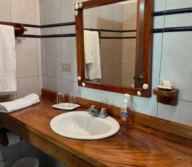 Manzanillo Maison | La Ensenada Lodge