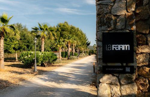 Santa Maria del Cami Lit Et Petit-Déjeuner | La Farm Baleares