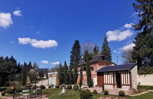 Courtonne-la-Meurdrac Lit Et Petit-Déjeuner | LA FERLANDE EN AUGE PARC SUITE DUPLEX 4PERSONNES MAISON D HOTES