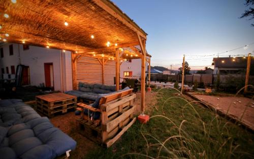 Thuillieres Maison | La Ferme à Gaston, gîte de groupe de 250m2, avec spa et terrain de pétanque