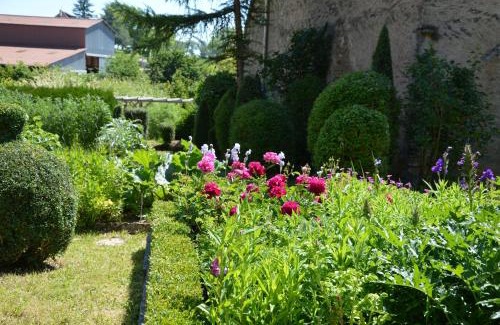 Aillevans Maison | La ferme aux glycines