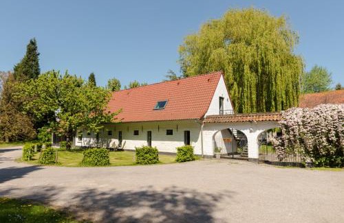 Lompret Hôtel | La Ferme Blanche, The Originals Relais