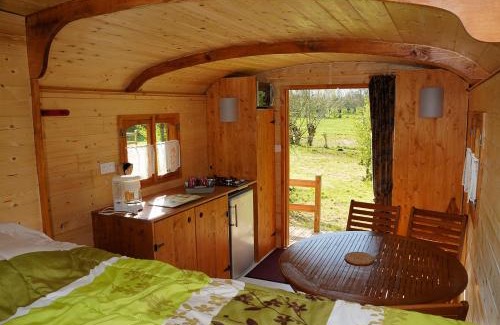 Benet Autre | La Ferme du Marais Poitevin - Roulotte