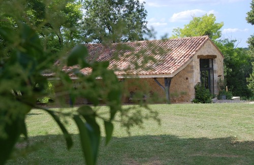 Laussou Maison | La feuillade aux oiseaux : Charme, Nature et Détente