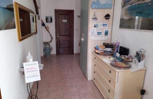 Santa Teresa di Gallura Lit Et Petit-Déjeuner | La Finestra Vista Corsica