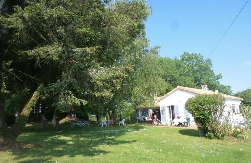 Breuil-Barret Maison | La Folie