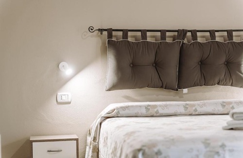 Carbonia Appartement | La foresteria di Mony e Ale