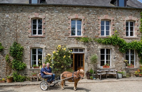 Saint-Nicolas-de-Pierrepont Cottage | Gites à la Ferme - piscine chauffée-animaux, plages à 8 minutes