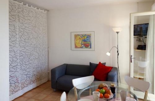Mirabel-aux-Baronnies Maison | La Françonne Rosé - Gîte de charme en Provence