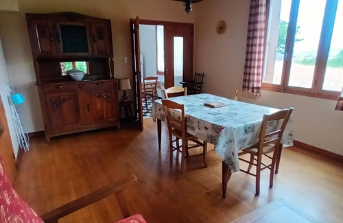 Fontanes Villa | la garille les genets independent house with land in lozere