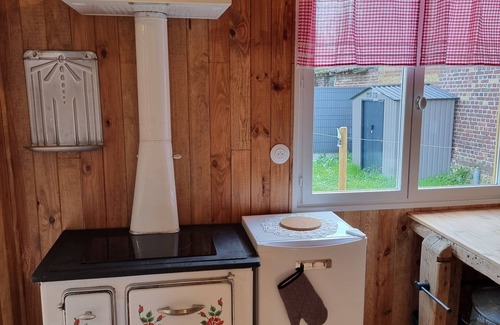 Ribecourt-Dreslincourt Maison | La Germaine - wooden shack in the countryside
