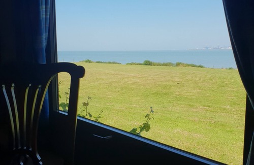 Honfleur Maison | La Girelle - Villa Prestige en bord de mer accès privé à la plage