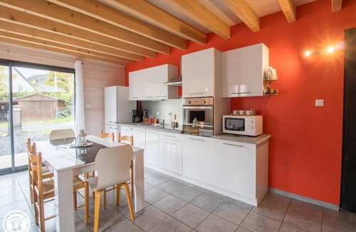 Besse-en-Chandesse Maison | La grande Astrance - BESSE ET SAINT ANASTAISE