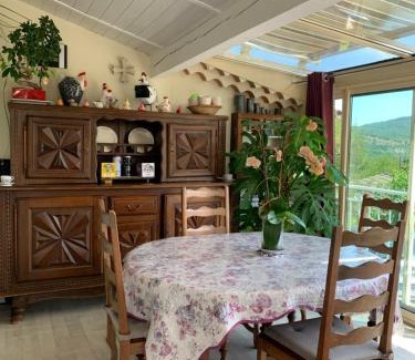 Chauzon Lit Et Petit-Déjeuner | LA GRAND'VIGNE