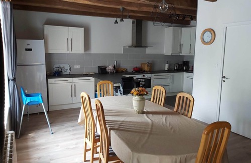 Les Champs-Geraux Cottage | Grande maison, gite familial de caractère, terrain