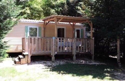 La Cassagne Maison | Résidence Mobile confort Noyers avec terrasse bois semi-couverte 18 m² + TV-TNT 6 personnes