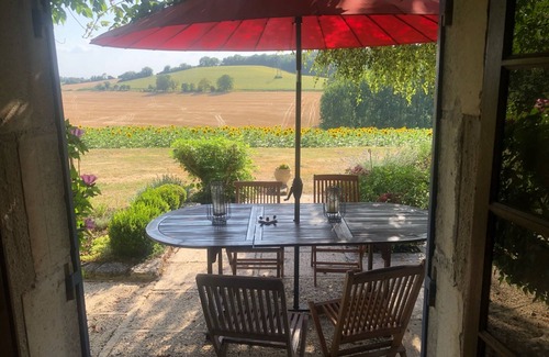 Saint-Martial-Viveyrol Maison | La Grange, beautiful barn conversion with private swimming pool in rural setting