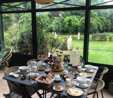 Cholet Lit Et Petit-Déjeuner | La Grange d'Hélène