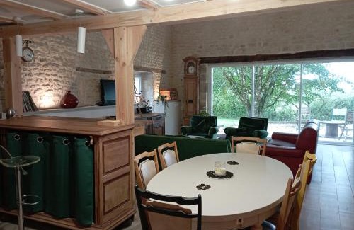 Gourville Maison | La grange d'Isabelle