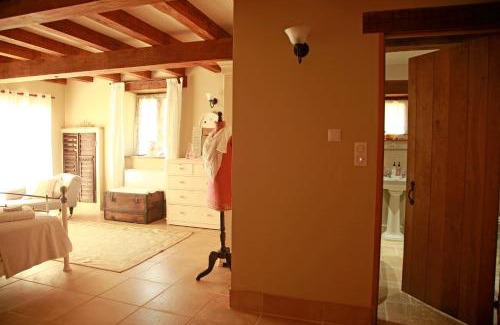 Lacapelle-Biron Maison | La Grange dans la Foret