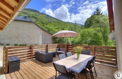 Chezery Forens Maison | La Grange de la Crête Beudron