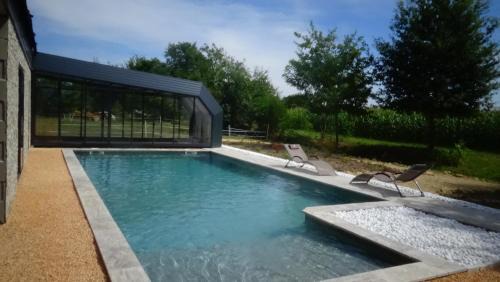 Aurice Maison | La grange de Pachon