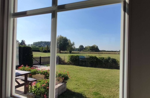 Allonnes Cottage | La Grange - Gite PMR 7 personnes avec piscine