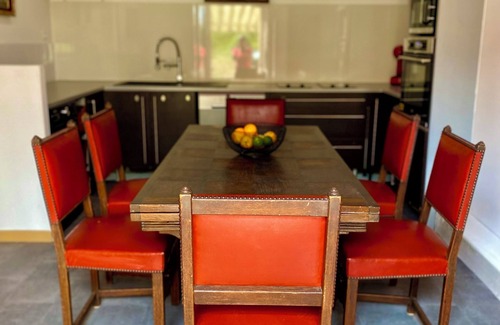 Queyssac Maison | La Grange en Pierre -chic with private pool