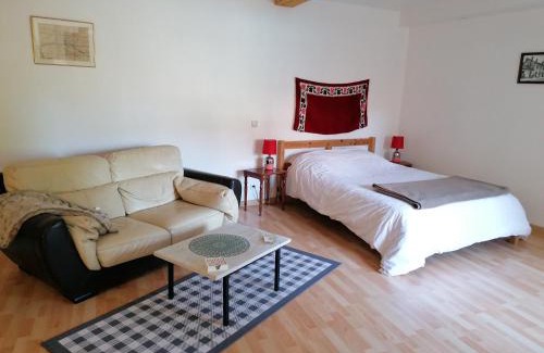 Saint-Georges-sur-Layon Maison | La Grange du Layon