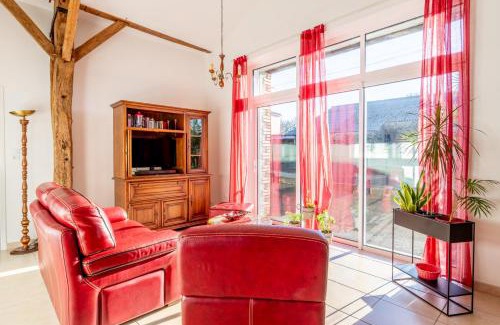 Saint-Julien-des-Landes Maison | La grange - gîte calme en campagne