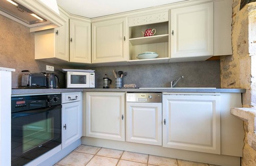 Salles Maison | La Grenoulliere open plan family Gite near pool and gardens