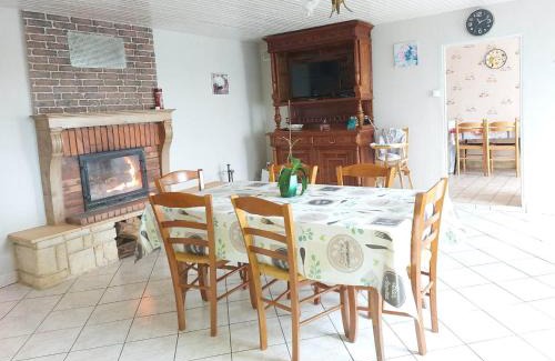 Poinson-les-Fayl Maison | La-Haut, gite-maison de vacances