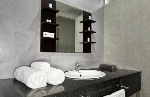 Broederstroom Cabine | La Joya Lodge Conference Centre and Spa