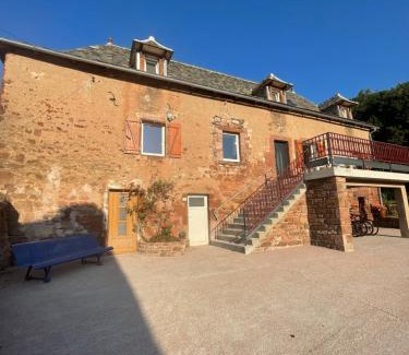 Villecomtal Maison | La loge d’Evelyne