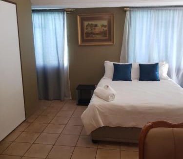 Lephalale Maison | La Lucia Guesthouse