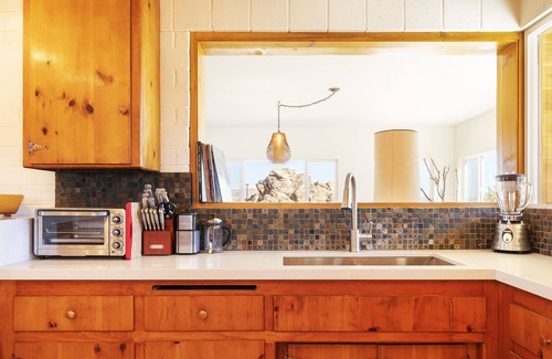Panorama Heights Maison | 🌵La Luna Azul - A Private Home in the Boulders w/ Hot Tub, Fire Pit and BBQ🌵