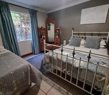Studholme Maison | La Luna @ Misty Mountains